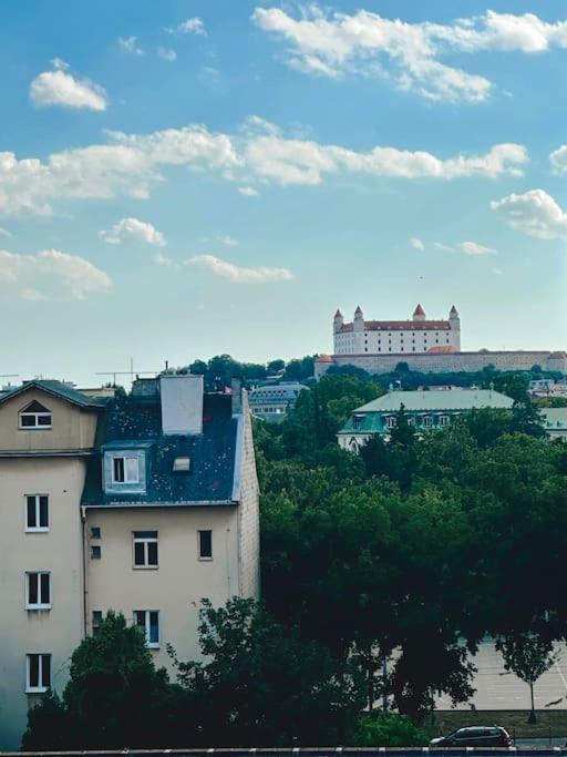 Apartment Byt V Centre S Vyhladom Na Hrad A Parkovanim
